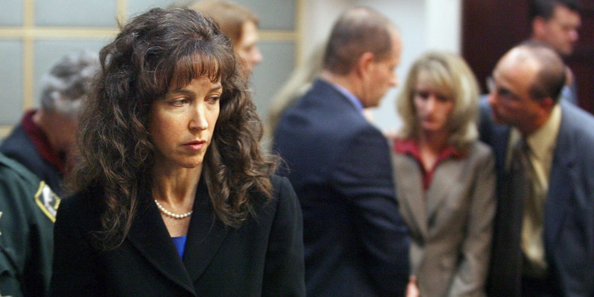 Astronaut Diaper Drive: Lisa Nowaks Shocking Airport Confrontation