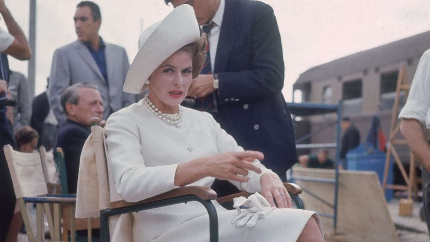 Born and Died Same Day: Famous Birthdays & Deaths