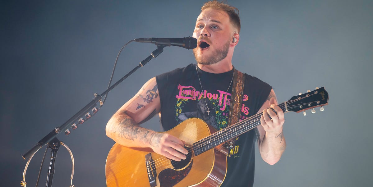 Did Zach Bryan Serve? Country Stars Story & Music