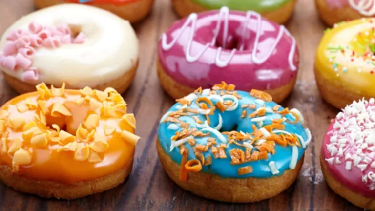 Fun Donut Facts: Sweet History & Surprising Trivia