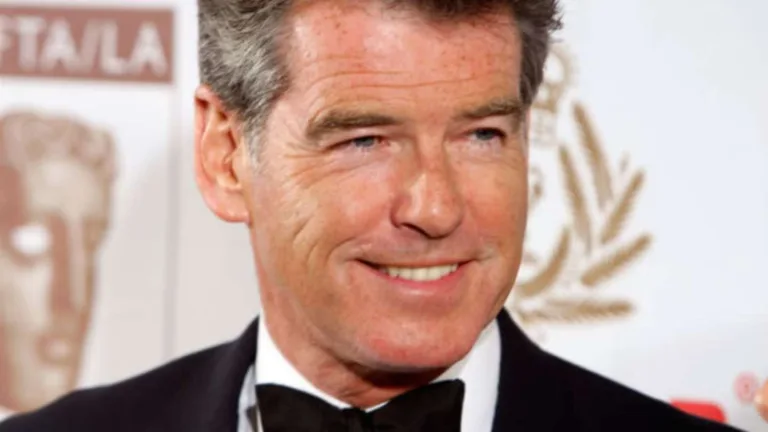 Famous Street Musicians: From Busking to Stardom