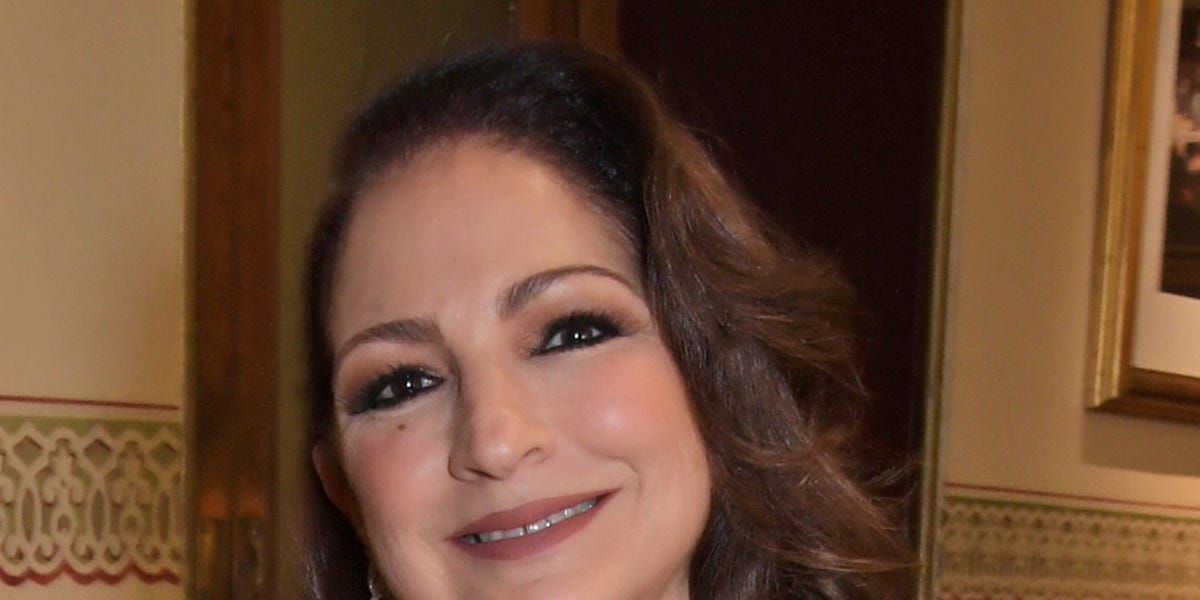 Gloria Estefan Life Timeline: Early Years & Accident History