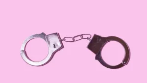 How To Handcuff Someone With One Arm: Police Techniques & Adaptability