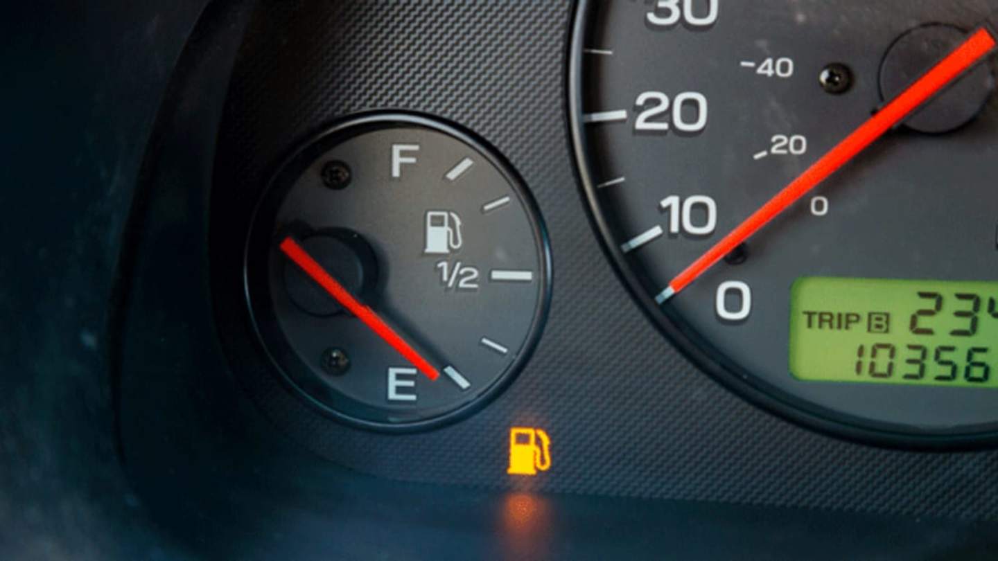 Low Gas Light: How Far Can You Drive When It Turns On?