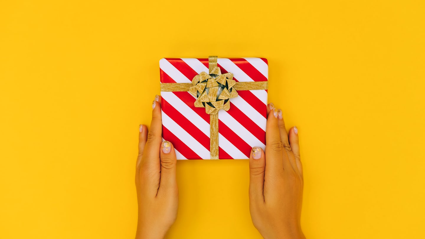 Superstitious Gifts: Lucky & Unlucky Gift Guide