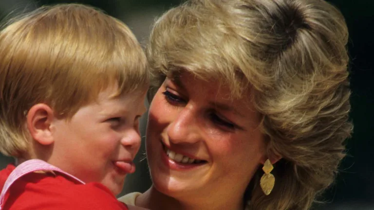 Famous Mothers Throughout History: The Best Moms In The World