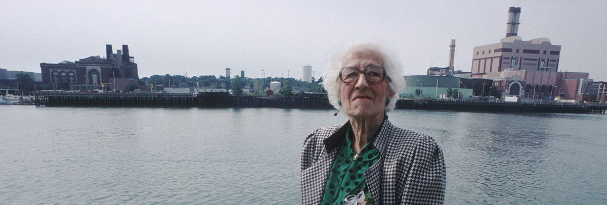 Last Survivor of Titanic: Millvina Deans Remarkable Life