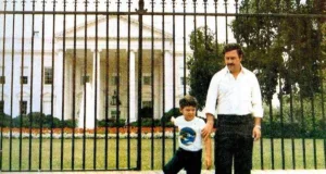 Pablo Escobar At The White House: A Shocking Photo