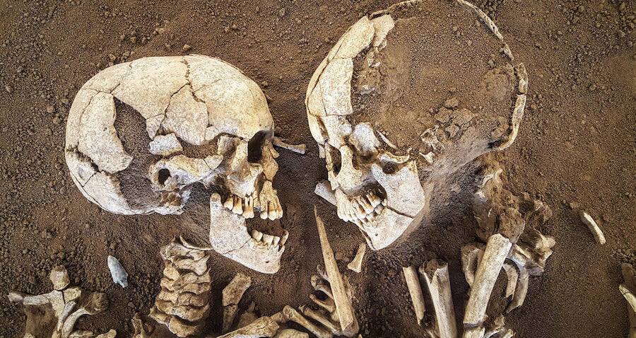The Lovers of Valdaro: Skeletons Embraced in Neolithic Tomb