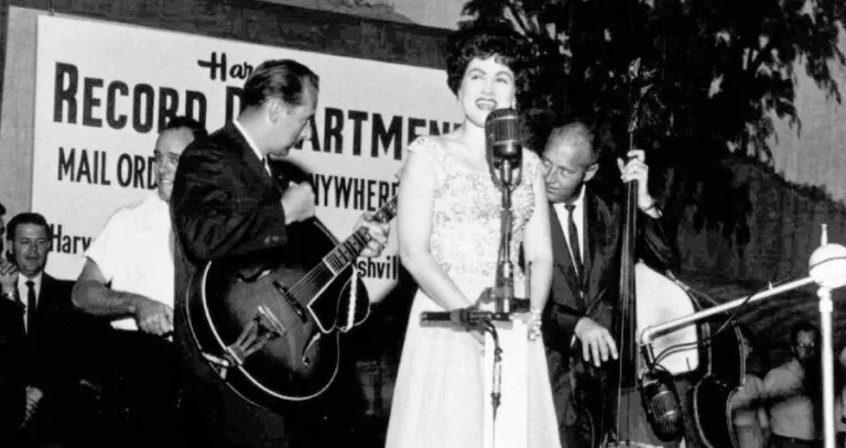 Plane Crash That Killed Patsy Cline: The Tragic End of a Country Legend