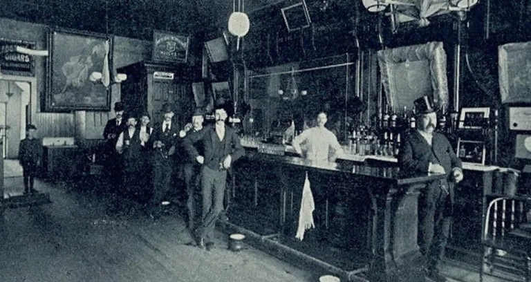 Slipping a Mickey: The History of Spiking Drinks and Poison in Chicago