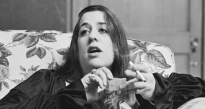 Why Did Cass Elliot Die? The Truth Behind Mama Casss Passing