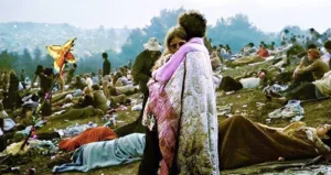 Woodstock Couples: Iconic Hug on Album Cover
