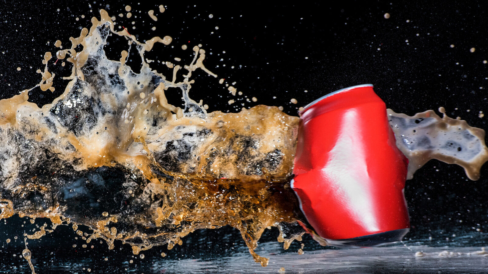 What Happens When You Open A Shaken Soda Can Underwater