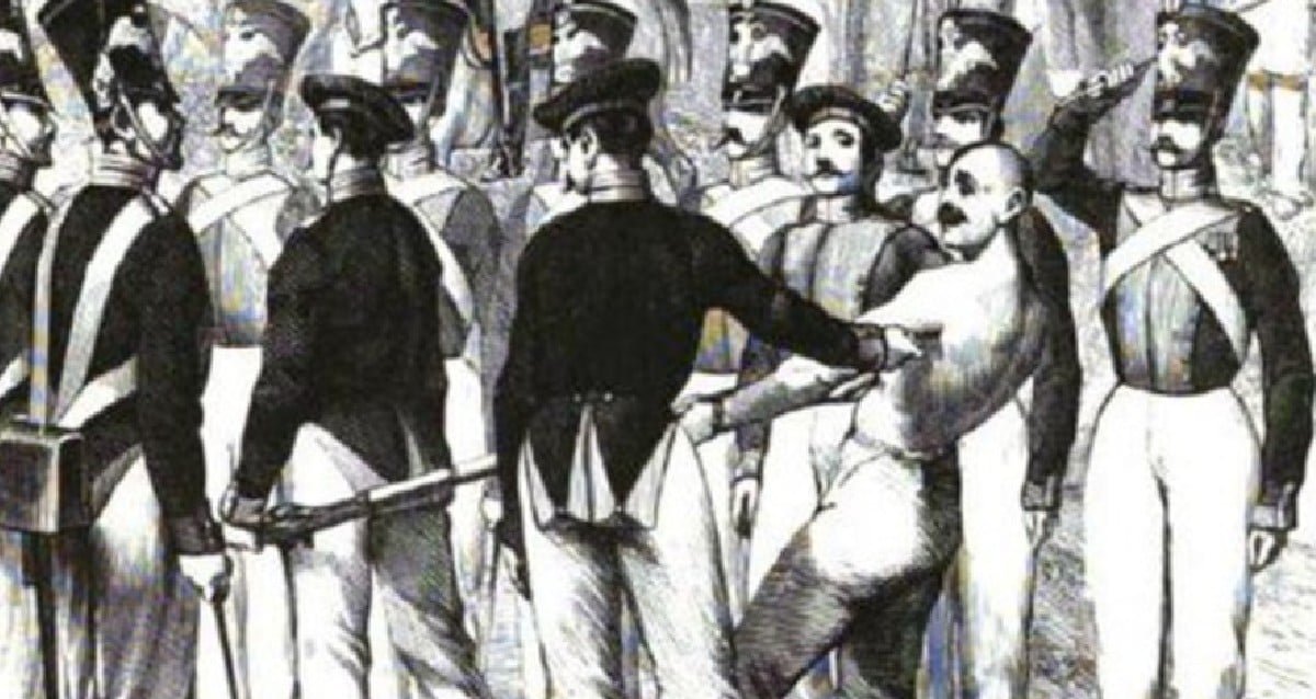 A historical depiction of two rows of soldiers forming a corridor for military discipline in the 18th century